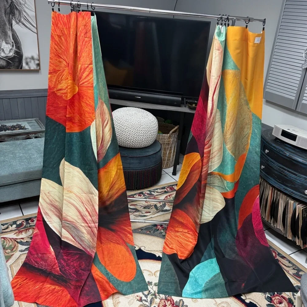 East Urban Home Mod Center Flower Curtains 2 Panels 40x82” New